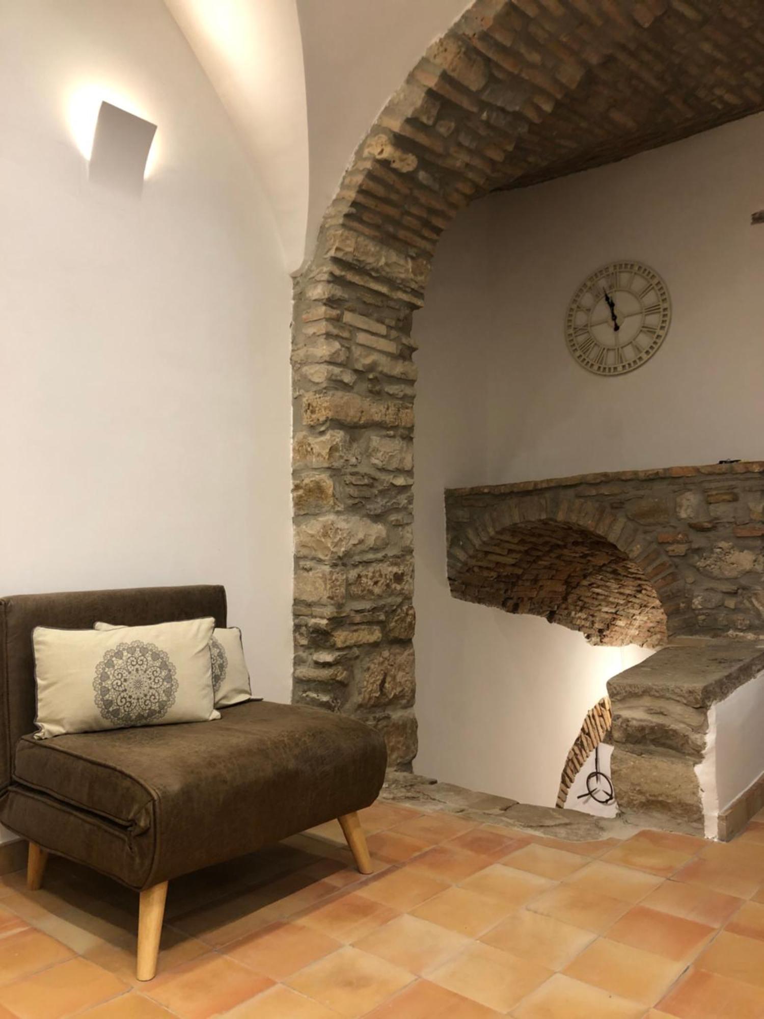 Ca' Del Borgo Hotel Venosa Bagian luar foto