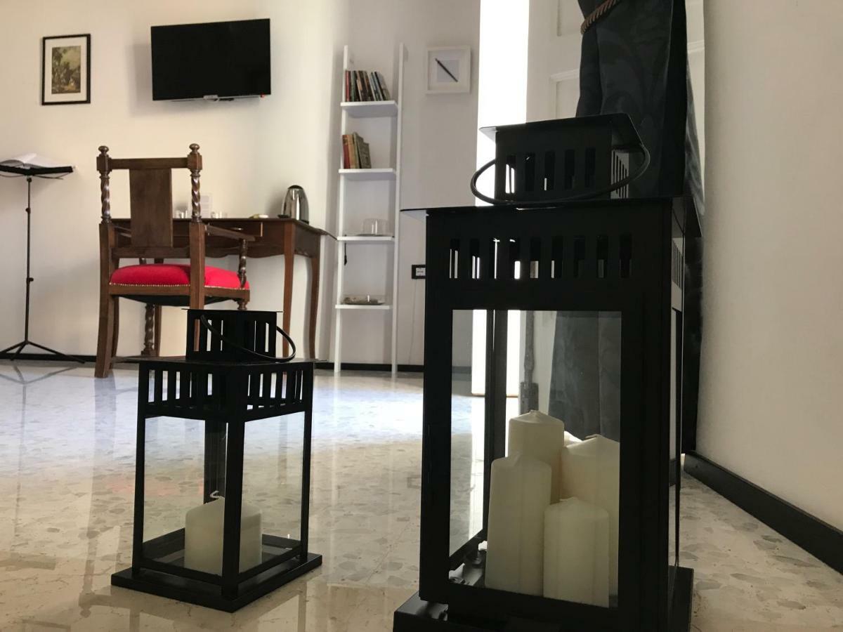 Ca' Del Borgo Hotel Venosa Bagian luar foto