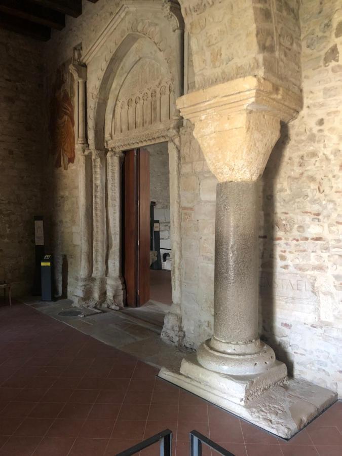 Ca' Del Borgo Hotel Venosa Bagian luar foto